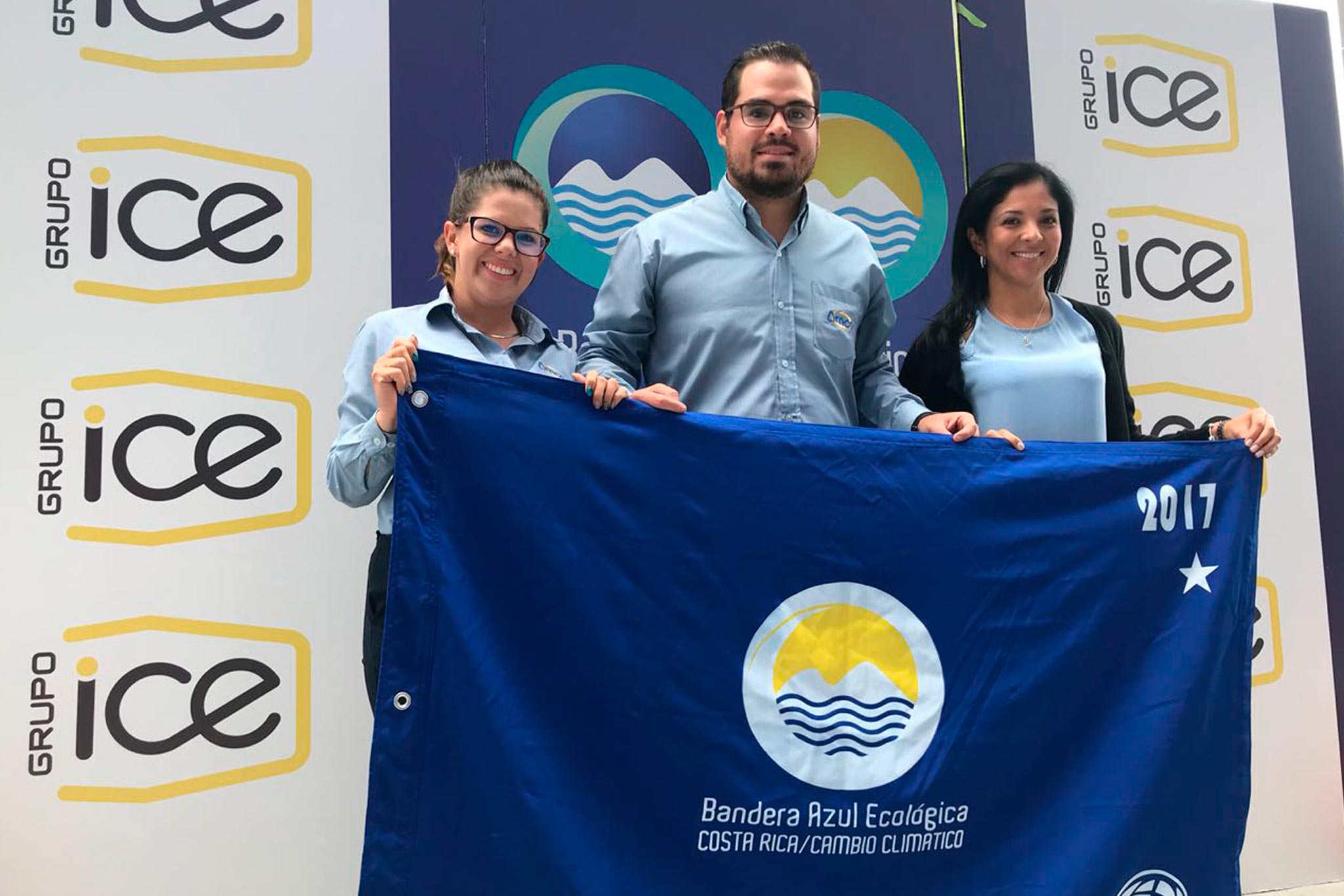 AMCO recibe Bandera Azul Ecológica por quinto año consecutivo